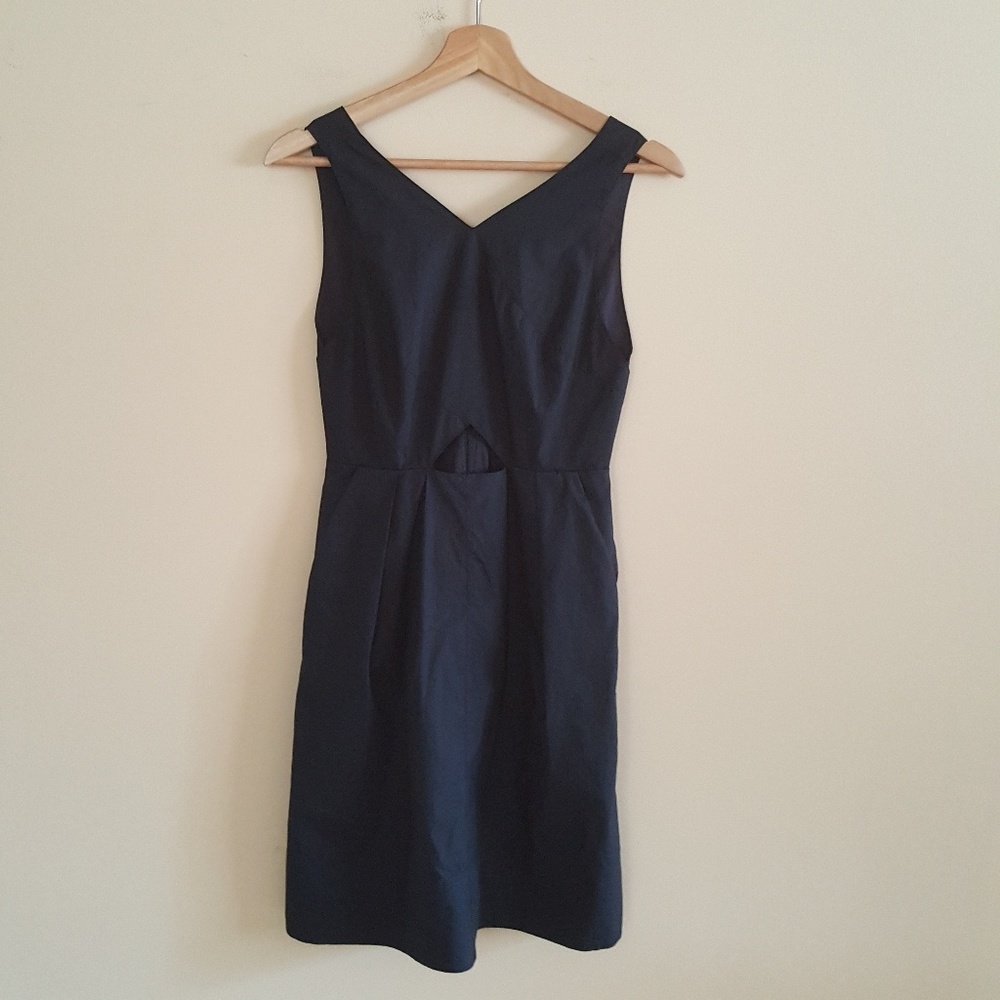 Madewell size 0 sleeveless Blue cotton dress Cut Out Front